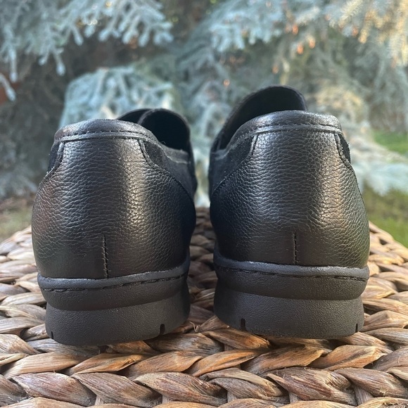 Born boc Erna Black Suede & Leather Adjustable Buckle Slip on Classic Loafer 11 - Picture 6 of 8